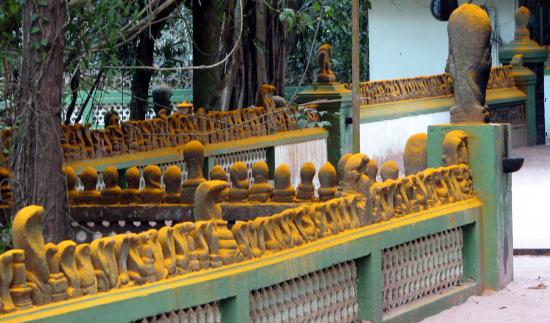 Mannarasala Sree Nagaraja Temple dresscode